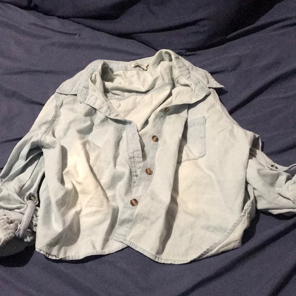 crop top plain light blue button up.